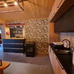 Apartamento Dom Gościnny Nasza Góra Szymbark (Lesser Poland)